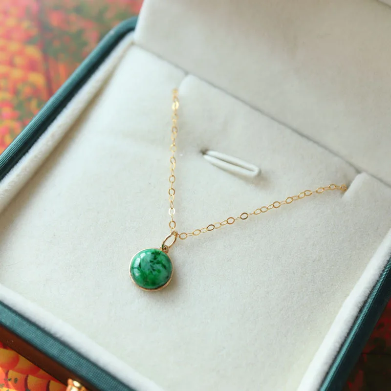 100% 18k Gold Inlaid Green Jade Necklace High-End Fashion Jewelry Retro Elegant Adjustable Clavicle Chain Gift
100% 18k Gold Inlaid Green Jade Necklace High-End Fashion Jewelry Retro Elegant Adjustable Clavicle Chain Gift