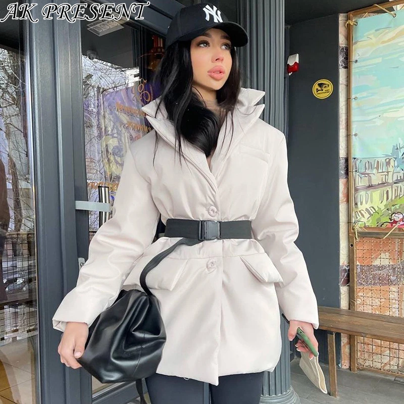 Parkas Warm Jacket Vintage Coat Office Ladies Elegant White Black Long Bomber Jackets Fashion Streetwear 2021 Winter Oversize
Parkas Warm Jacket Vintage Coat Office Ladies Elegant White Black Long Bomber Jackets Fashion Streetwear 2021 Winter Oversize