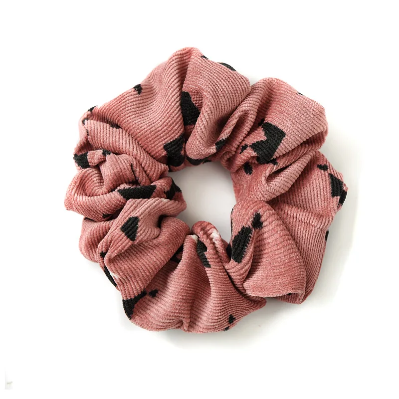 and winter new corduroy large coil hairband elastic band European and American head rope loop hair accessories batch
and winter new corduroy large coil hairband elastic band European and American head rope loop hair accessories batch