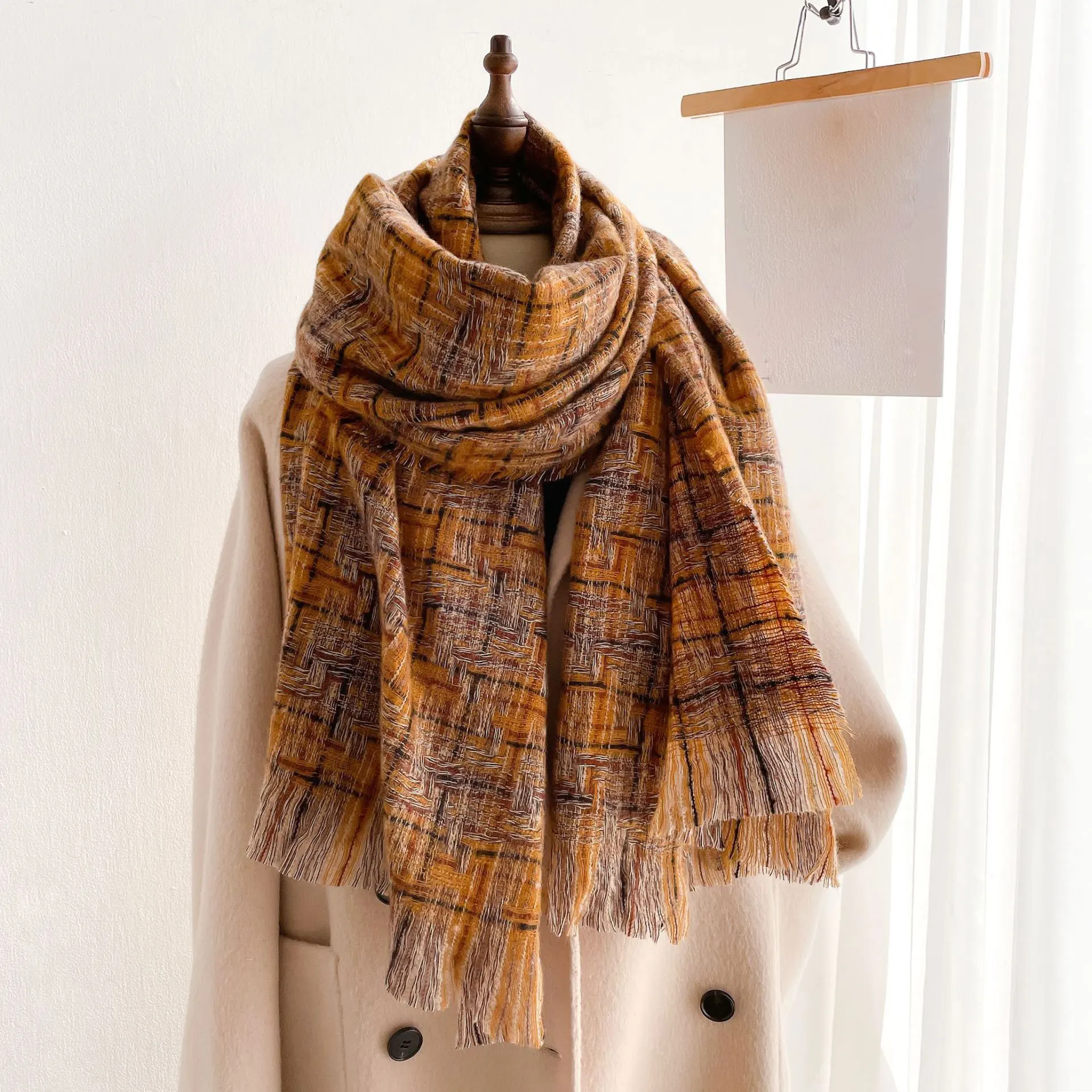 2022 New Women wool Scarf Winter Pashmina Shawls Cashmere Thick Wraps Lady Warm Scarves Bufanda Blanket Female Foulard hijab
2022 New Women wool Scarf Winter Pashmina Shawls Cashmere Thick Wraps Lady Warm Scarves Bufanda Blanket Female Foulard hijab