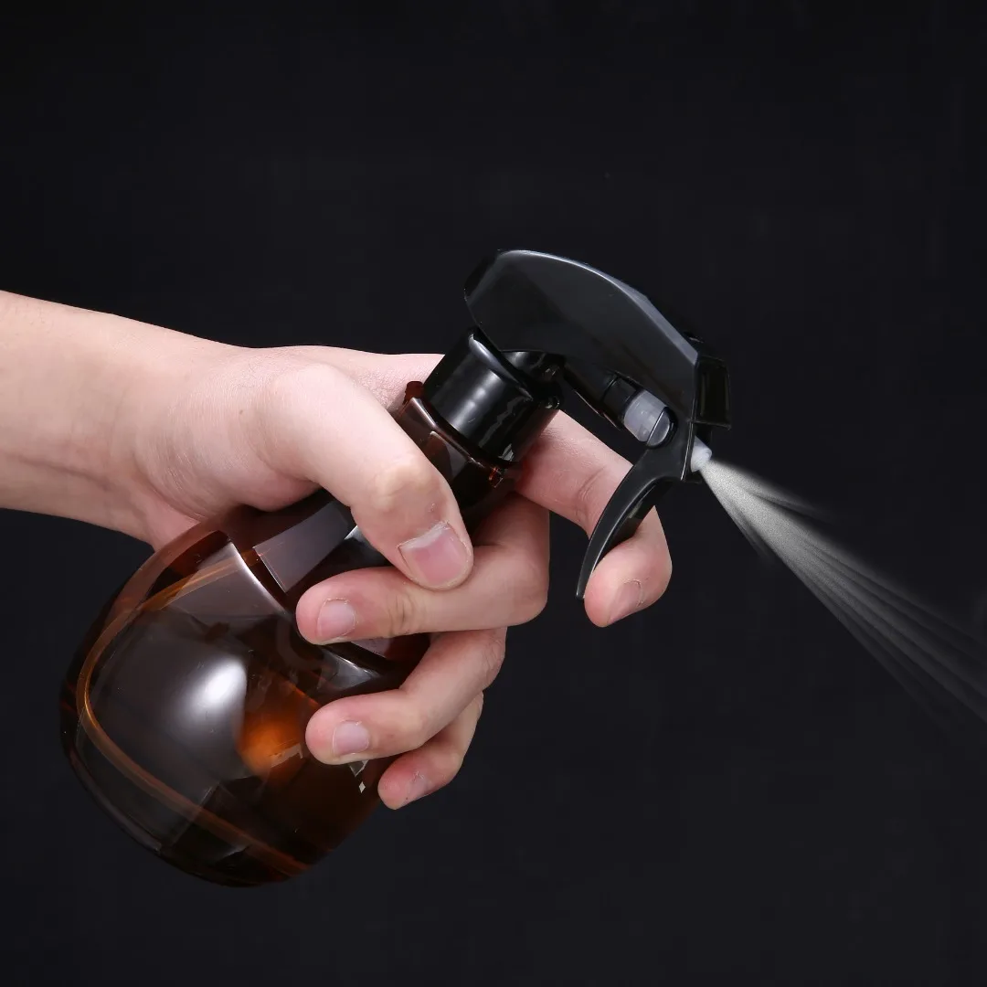 400ml Fine Mist Garden Flower Watering Bottle Plastic Atomizer Spray Bottle Hand Press For Misting Houseplant Household Cleaning
400ml Fine Mist Garden Flower Watering Bottle Plastic Atomizer Spray Bottle Hand Press For Misting Houseplant Household Cleaning