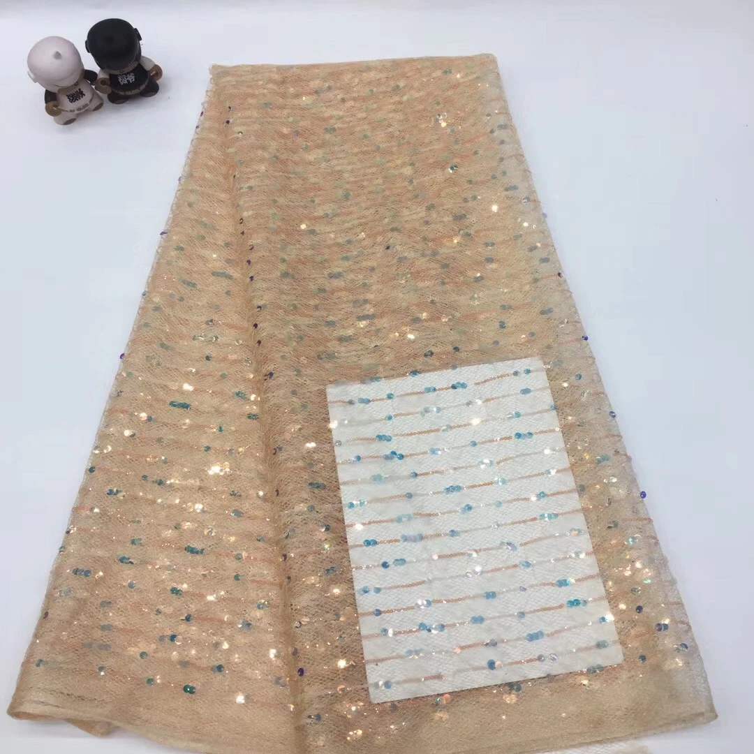 African Sequined Lace Fabric 2021 High Quality Lace Material Nigerian French Mesh Tulle Lace Fabric For Women Wearing XX3707
African Sequined Lace Fabric 2021 High Quality Lace Material Nigerian French Mesh Tulle Lace Fabric For Women Wearing XX3707