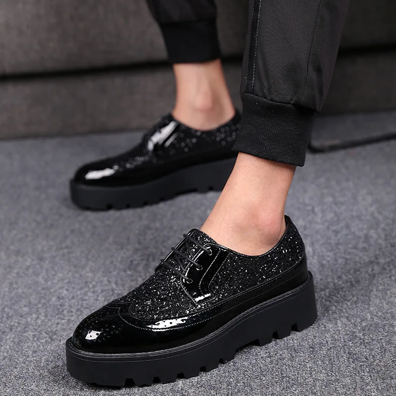 Туфли мужские классические на платформе в стиле хип-хоп, роскошная модная обувь из лакированной кожи, броги для ночного клуба, мужская обувь 
Туфли мужские классические на платформе в стиле хип-хоп, роскошная модная обувь из лакированной кожи, броги для ночного клуба, мужская обувь