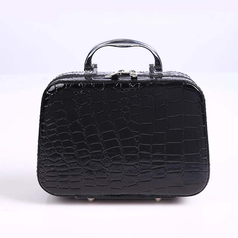 Portable Large Capacity Cosmetic Bag Bathroom Living Room Storage Bag Waterproof Quality
Portable Large Capacity Cosmetic Bag Bathroom Living Room Storage Bag Waterproof Quality