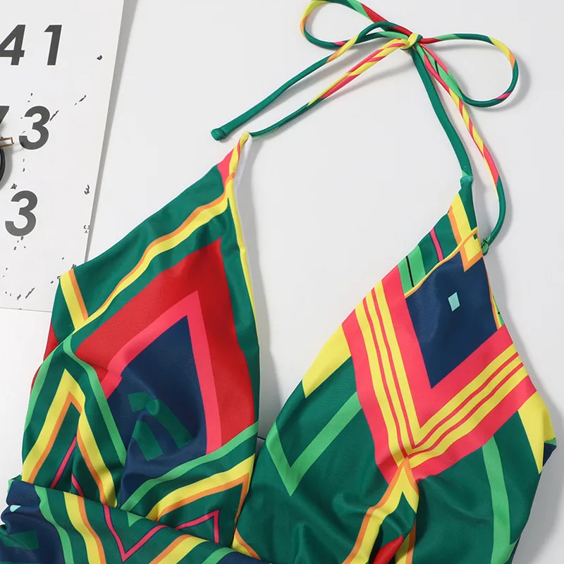 2021 Women's New Bikini Print Lace-Up V-Neck Stretch Fashion Halter Neckless Sexy One-Piece Triangle Beach Push-Up Swimsuit
2021 Women's New Bikini Print Lace-Up V-Neck Stretch Fashion Halter Neckless Sexy One-Piece Triangle Beach Push-Up Swimsuit