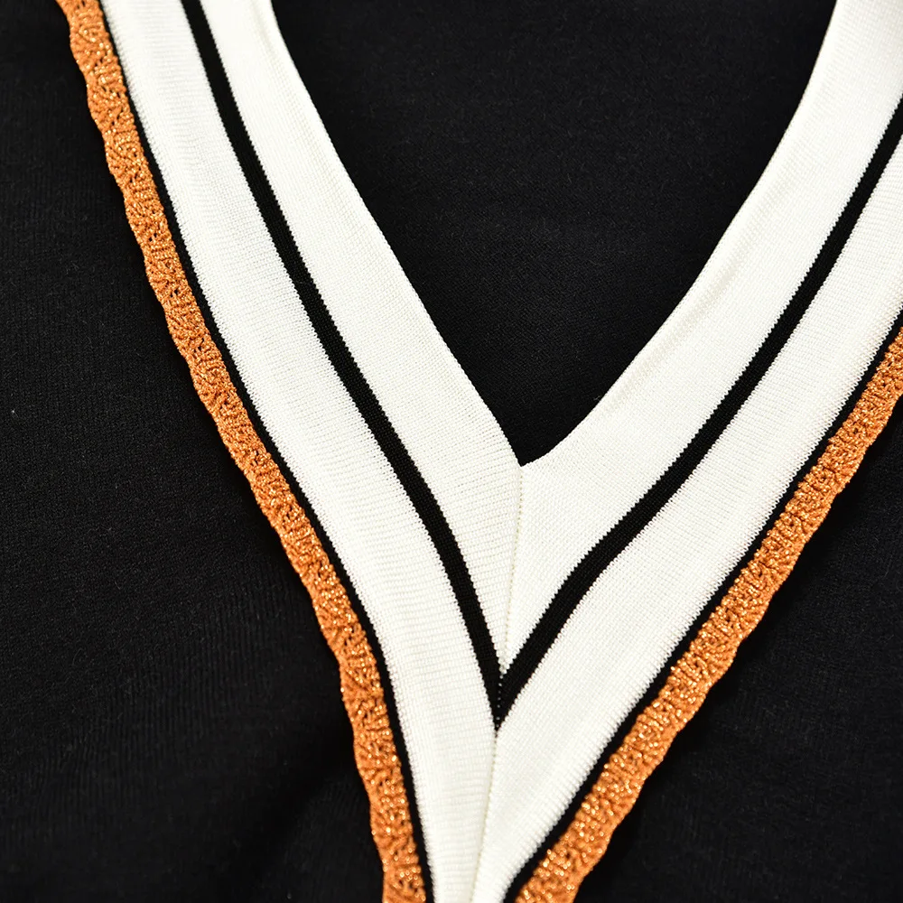 Women Sweater 2020 Spring and Autumn New Women's Solid Color V-neck Stripe Stitching Knit Sweater Top
Women Sweater 2020 Spring and Autumn New Women's Solid Color V-neck Stripe Stitching Knit Sweater Top