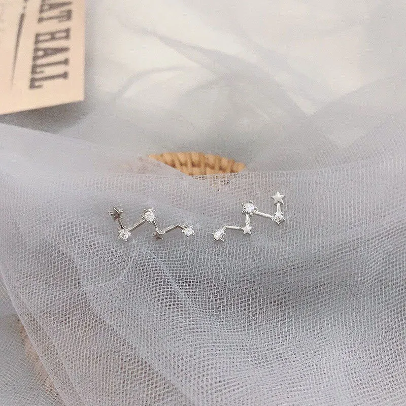 2021 Hot Selling Sweet Stylish Star Women Earrings Shiny Rhinestone Exquisite Versatile Female Earring Fashion Jewelry Gift 
2021 Hot Selling Sweet Stylish Star Women Earrings Shiny Rhinestone Exquisite Versatile Female Earring Fashion Jewelry Gift