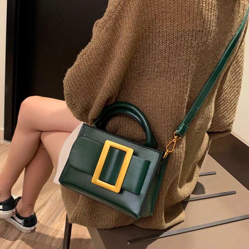 Fashion Big Buckle Women Handbags Designer Belt Shoulder Bags Luxury Pu Leather Crossbody Bag Vinatge Small Flap Lady Purse 2019
Fashion Big Buckle Women Handbags Designer Belt Shoulder Bags Luxury Pu Leather Crossbody Bag Vinatge Small Flap Lady Purse 2019