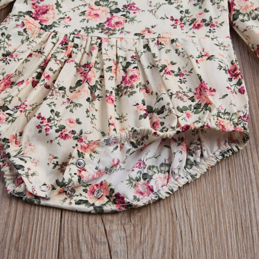 Summer Newborn Toddler Baby Girl Floral Clothes Sleeveless Ruffle Romper Jumpsuit One-piece Outfit Casual Sunsuit 0-18Months
Summer Newborn Toddler Baby Girl Floral Clothes Sleeveless Ruffle Romper Jumpsuit One-piece Outfit Casual Sunsuit 0-18Months