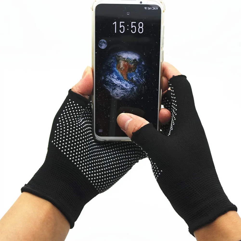 1 Pair Half Finger Fingerless Gloves Men/Women Black Warm Knitted Stretch Elastic Winter Outdoor Equipment Cycling Accessories
1 Pair Half Finger Fingerless Gloves Men/Women Black Warm Knitted Stretch Elastic Winter Outdoor Equipment Cycling Accessories