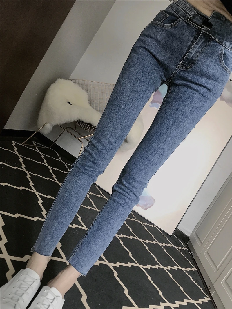 Vintage Irregular Slim Jeans Pants for Women 2021 Spring New Fashion High Waist Blue Skinny Denim Trousers Cropped Pants Female
Vintage Irregular Slim Jeans Pants for Women 2021 Spring New Fashion High Waist Blue Skinny Denim Trousers Cropped Pants Female