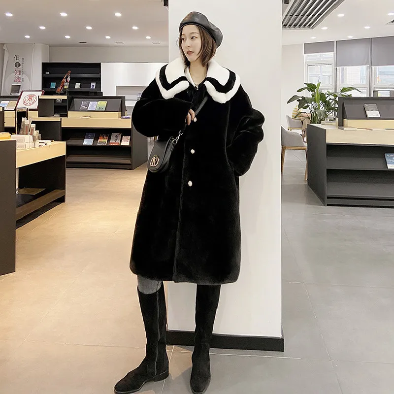 Winter coat women Doll collar faux fur black buttoned loose mid-length plus size Thick warm fur coat women
Winter coat women Doll collar faux fur black buttoned loose mid-length plus size Thick warm fur coat women