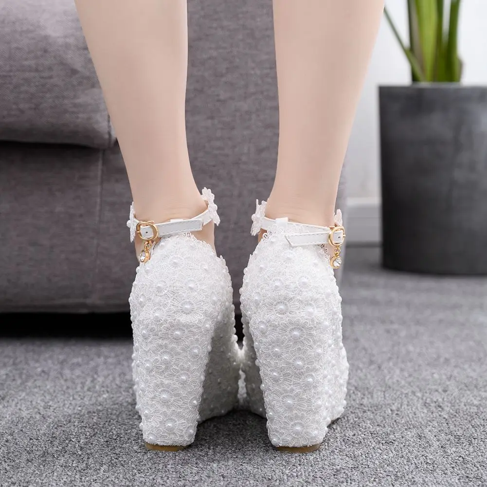New slope heel shoes high heel crystal women's high heel shoes wedding shoes bride split lace wedding shoes high heels shoes
New slope heel shoes high heel crystal women's high heel shoes wedding shoes bride split lace wedding shoes high heels shoes