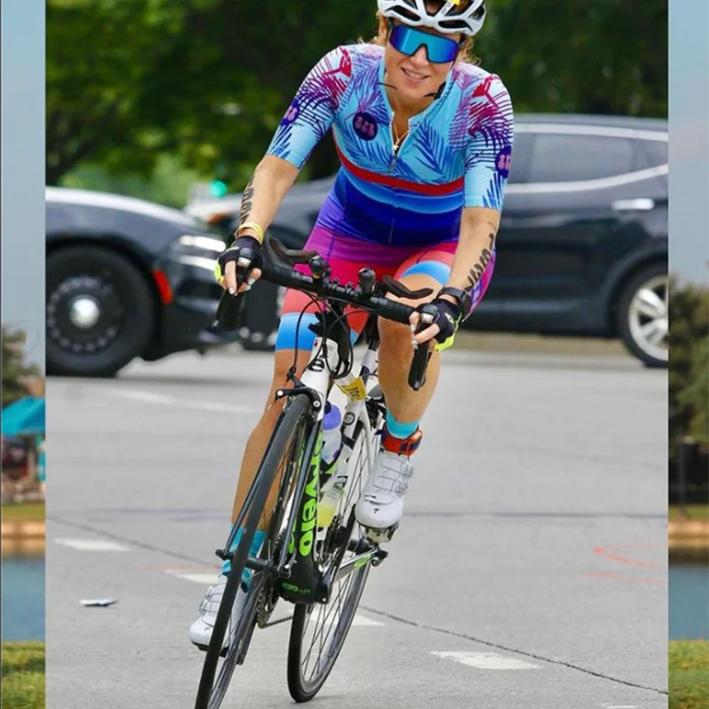 2022 TRES PINAS Bike Skinsuit Pro Fessional Team Macaquinho Ciclismo Feminino Women Triathlon Cycling Jumpsuit Casual Wear Suit 
2022 TRES PINAS Bike Skinsuit Pro Fessional Team Macaquinho Ciclismo Feminino Women Triathlon Cycling Jumpsuit Casual Wear Suit