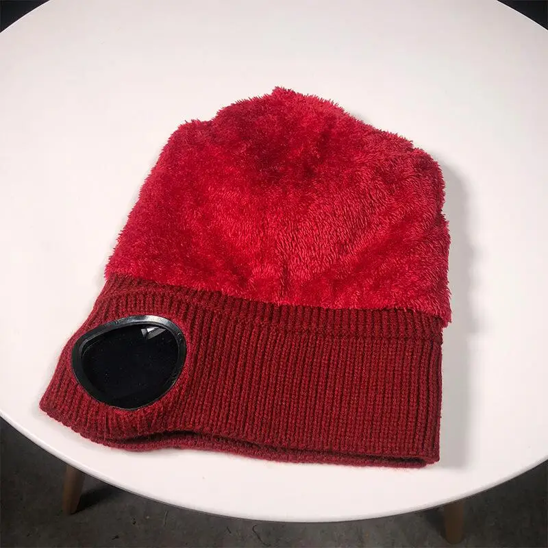 2021Women Caps Windproof Glasses Hat Wool Winter Fashion Gorros Cap Fixing Stacking Knitted Hats Women Personality Ski Cap
2021Women Caps Windproof Glasses Hat Wool Winter Fashion Gorros Cap Fixing Stacking Knitted Hats Women Personality Ski Cap