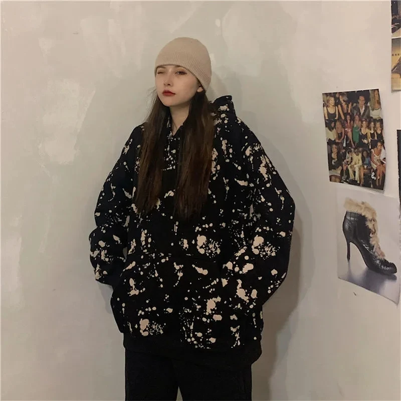 Park street Harajuku long-sleeved jacket loose casual hooded top plus velvet warm sweater women sweet thick autumn and winter
Park street Harajuku long-sleeved jacket loose casual hooded top plus velvet warm sweater women sweet thick autumn and winter