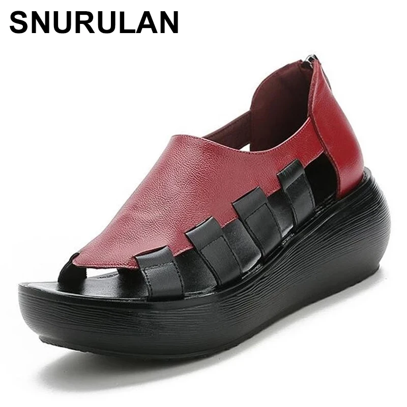 SNURULAN Women's Peep-toe Wedges Sandals Genuine Leather Shoes Woman Platform Hollow Out Sandals Ladies Retro Cover Heel Shoes
SNURULAN Women's Peep-toe Wedges Sandals Genuine Leather Shoes Woman Platform Hollow Out Sandals Ladies Retro Cover Heel Shoes