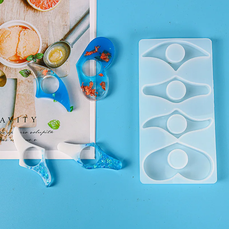 Love Heart Shape Bookmark Silicone Mold DIY Reading Aid Book Ring Bookmark Holder Epoxy Resin Mold Decoration Crafts Production
Love Heart Shape Bookmark Silicone Mold DIY Reading Aid Book Ring Bookmark Holder Epoxy Resin Mold Decoration Crafts Production