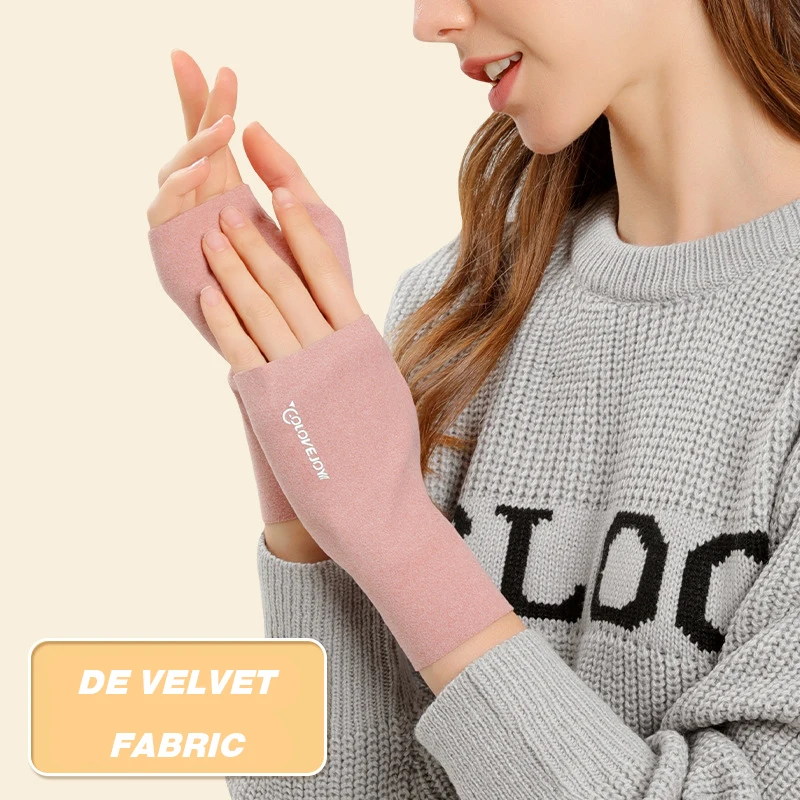Women's Winter Gloves De Velvet Warm Thin Half-Finger Gloves Skin-Friendly Driving Office Solid Color Female Fingerless Mittens
Women's Winter Gloves De Velvet Warm Thin Half-Finger Gloves Skin-Friendly Driving Office Solid Color Female Fingerless Mittens