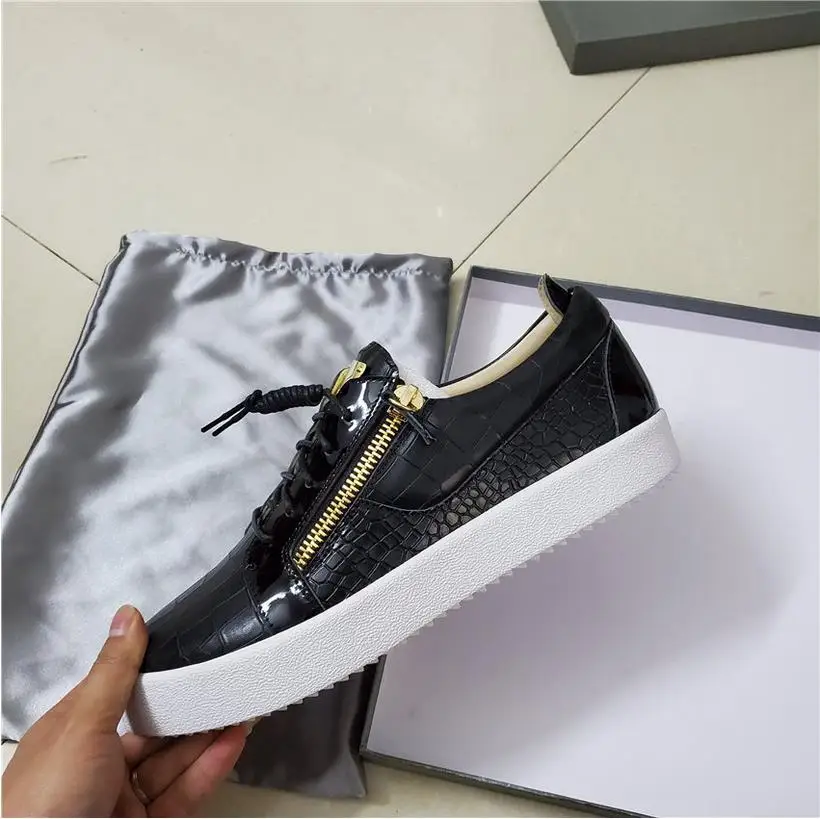 High quality Famous Designer Genuine Leather Classical style Stone grain Sheet metal Casual Shoes Fashion Double bottom zipper
High quality Famous Designer Genuine Leather Classical style Stone grain Sheet metal Casual Shoes Fashion Double bottom zipper