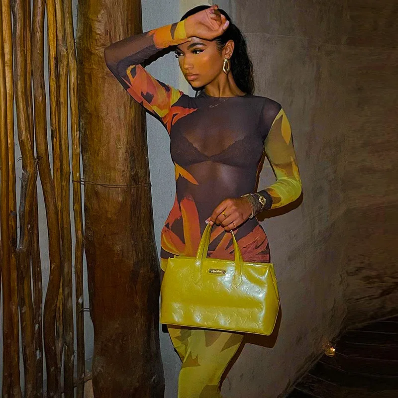 Vintage Orange Graphic Print See Through Dresses Women New Sexy Bodycon Dress Mid Long Sheath Ladies Beach Style Streetwear 2021
Vintage Orange Graphic Print See Through Dresses Women New Sexy Bodycon Dress Mid Long Sheath Ladies Beach Style Streetwear 2021