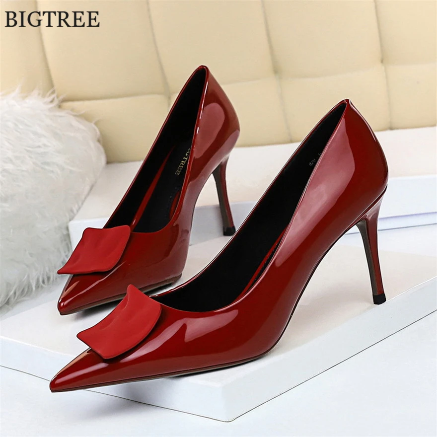 Fashion Lady OL Office Shoes Patent Leather Shallow Women Pumps Square Buckle High Heels Single Shoe Pointy Toe Nude Dress Woman
Fashion Lady OL Office Shoes Patent Leather Shallow Women Pumps Square Buckle High Heels Single Shoe Pointy Toe Nude Dress Woman
