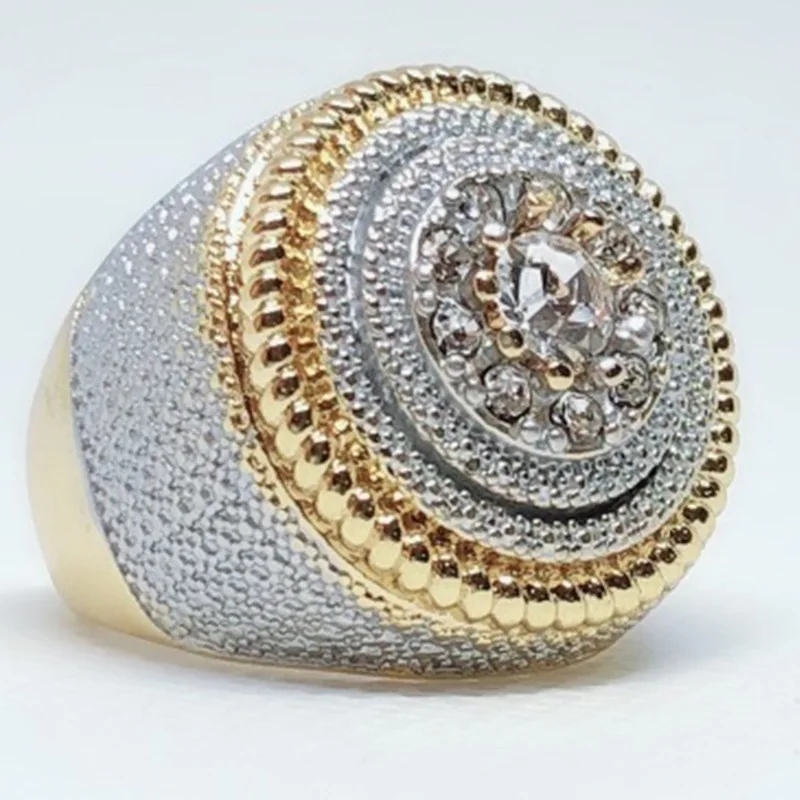 Exaggeration Golden White Zircon Rinsg for Men Women Hip Hop Iced Out Rings Wedding Band Cocktail Party Jewelry
Exaggeration Golden White Zircon Rinsg for Men Women Hip Hop Iced Out Rings Wedding Band Cocktail Party Jewelry