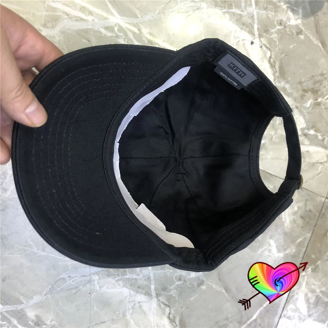 KITH Baseball Caps 2021 Classic Box Embroidered Logo Kith Hats Inside Tag Caps Men Women Summer High Quality Adjustable Hat
KITH Baseball Caps 2021 Classic Box Embroidered Logo Kith Hats Inside Tag Caps Men Women Summer High Quality Adjustable Hat