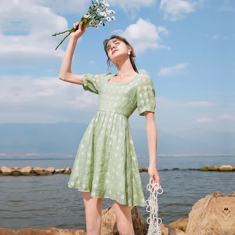 SHZQ Broken Flower Dress Women's 2021 Summer New Small Man Fresh and Sweet High Waist Thin Printed Square Collar Skirt
SHZQ Broken Flower Dress Women's 2021 Summer New Small Man Fresh and Sweet High Waist Thin Printed Square Collar Skirt
