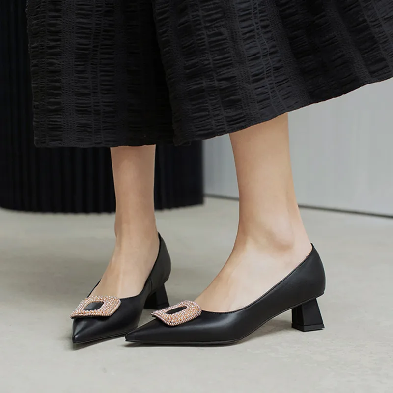 FEDONAS Vintage Beige Shoes Woman Heels Pumps 2021 Spring Newest Shallow Women Shoes Genuine Leather Wedding Working Pumps
FEDONAS Vintage Beige Shoes Woman Heels Pumps 2021 Spring Newest Shallow Women Shoes Genuine Leather Wedding Working Pumps