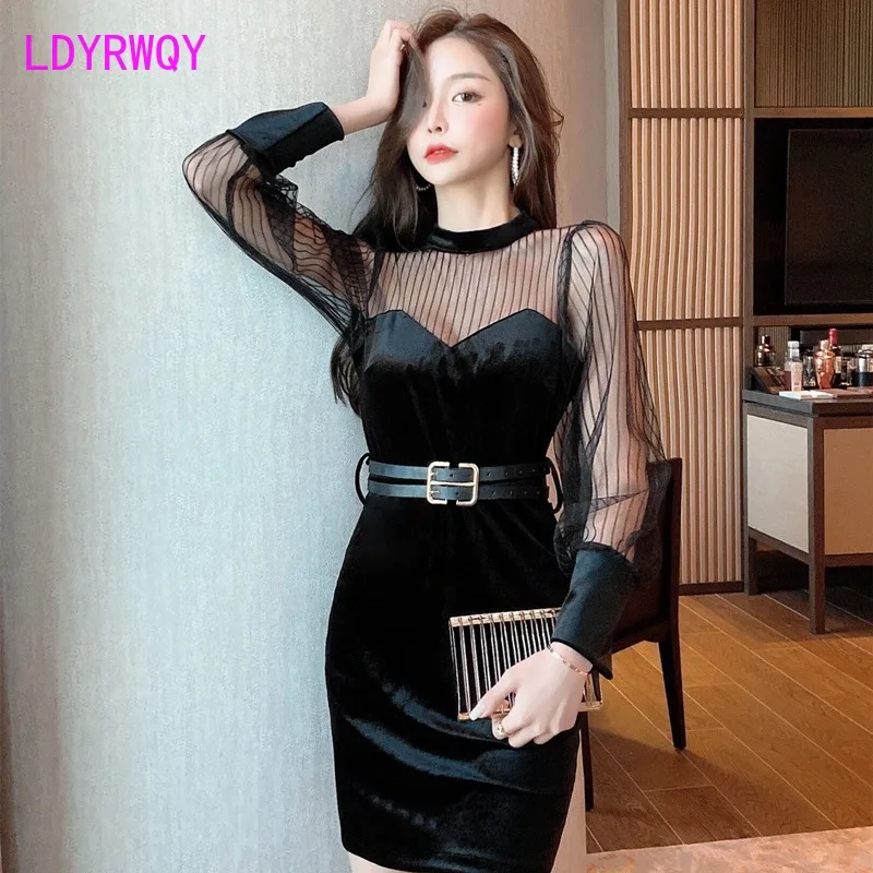 2021European and American fashion celebrity dress women's autumn and winter versatile backing mesh stitching
2021European and American fashion celebrity dress women's autumn and winter versatile backing mesh stitching