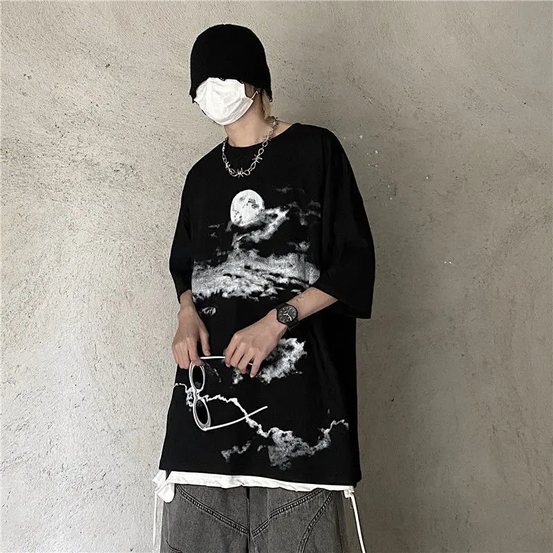 High Street Ins Trend Harajuku Dark Cloud Moon Print Short-sleeved T-shirt Men's Large Size Loose Mens Clothing Best Seller
High Street Ins Trend Harajuku Dark Cloud Moon Print Short-sleeved T-shirt Men's Large Size Loose Mens Clothing Best Seller