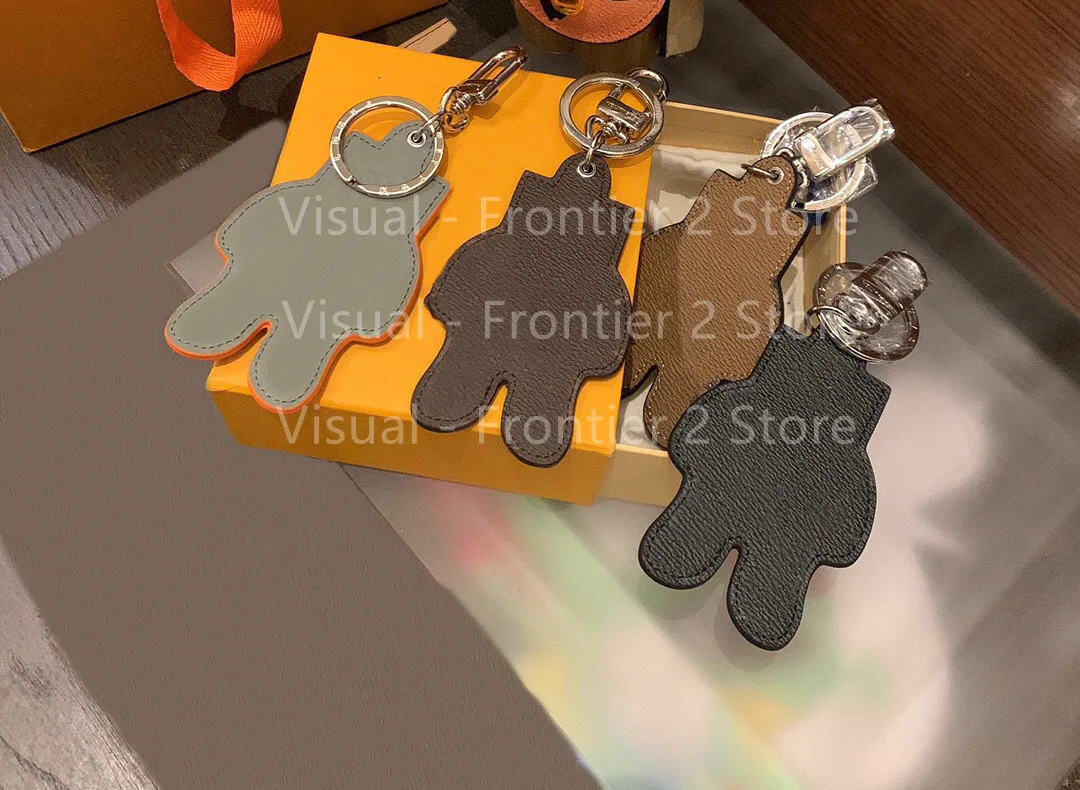 2021 New Luxury Brand Space Theme Astronaut Keychain High Quality Brown Old Flower Leather Astronaut Keychains Bag Car Pendant
2021 New Luxury Brand Space Theme Astronaut Keychain High Quality Brown Old Flower Leather Astronaut Keychains Bag Car Pendant
