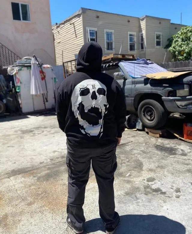 New luxury Unisex REVENGE SMOKE Skull Pullover Hoodies Hoody hooded Sweatshirts velvet Cotton Drake Thick Fleece Street #N341
New luxury Unisex REVENGE SMOKE Skull Pullover Hoodies Hoody hooded Sweatshirts velvet Cotton Drake Thick Fleece Street #N341
