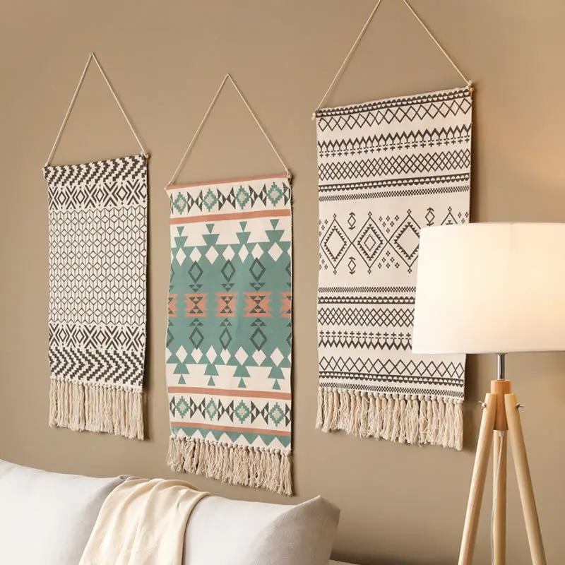 Nordic tapestry decoration hanging cloth tassels hand-woven tapestry bedroom living room background wall covering 
Nordic tapestry decoration hanging cloth tassels hand-woven tapestry bedroom living room background wall covering