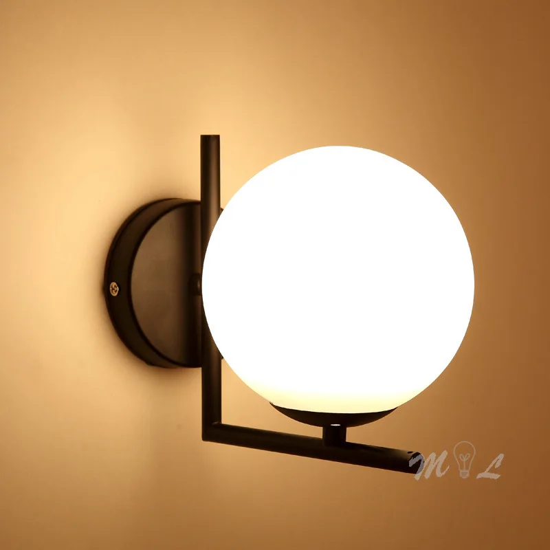 Modern crystal ball wall + gold wall lamp bulb bulb wall lamp LED bedroom living room luminous mirror decoration
Modern crystal ball wall + gold wall lamp bulb bulb wall lamp LED bedroom living room luminous mirror decoration