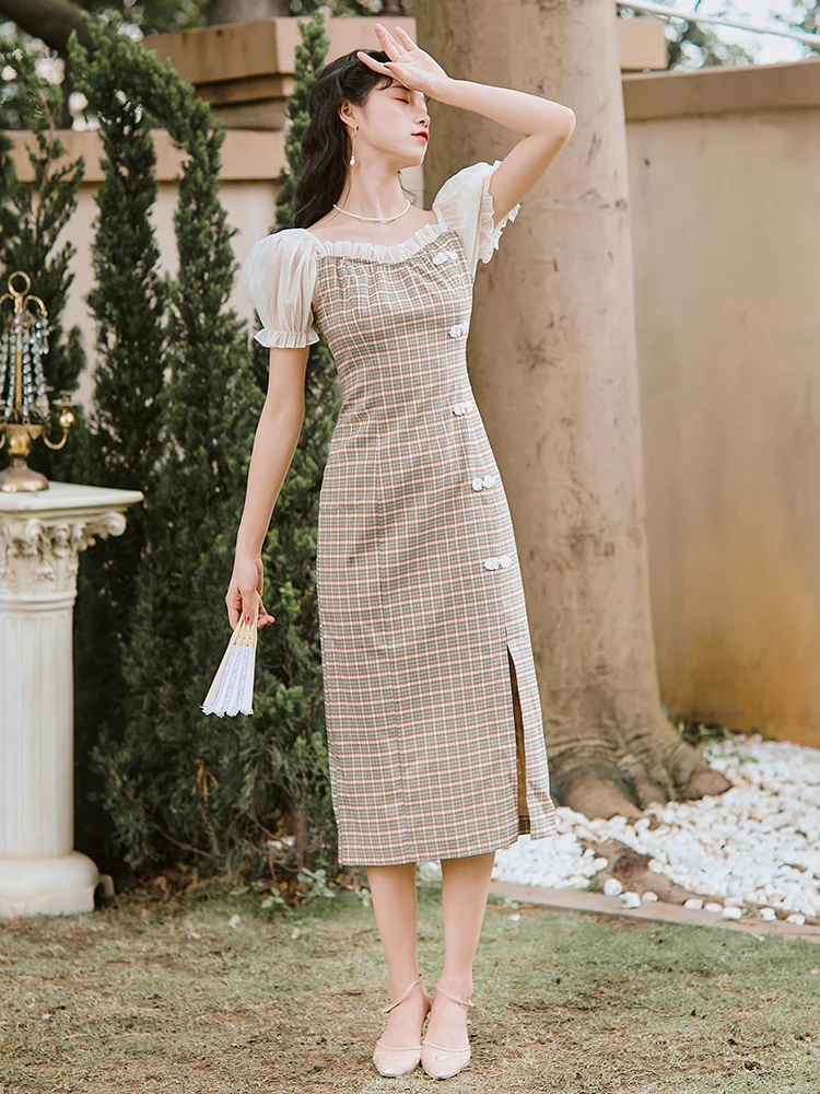 Huai will restore ancient ways French grid hubble-bubble sleeve dress female xia improved version of the new dress
Huai will restore ancient ways French grid hubble-bubble sleeve dress female xia improved version of the new dress