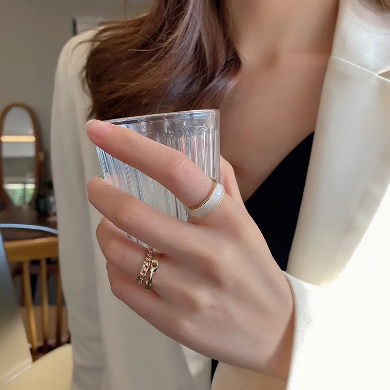 3Pcs/Set 2020 New Beach Vacation Knuckle Ring Adjustable Open Chain Twisted Rings Set for Women Girls Finger Ring Jewellery
3Pcs/Set 2020 New Beach Vacation Knuckle Ring Adjustable Open Chain Twisted Rings Set for Women Girls Finger Ring Jewellery