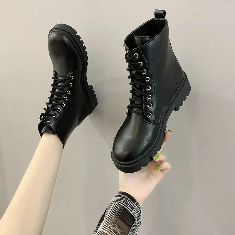 2020 Winter Fashion Women's Boots Lace Up Mid-Calf Round Head Women Boots Black Square-Heel Mid-Heel Pu Women Shoes Botas Mujer
2020 Winter Fashion Women's Boots Lace Up Mid-Calf Round Head Women Boots Black Square-Heel Mid-Heel Pu Women Shoes Botas Mujer