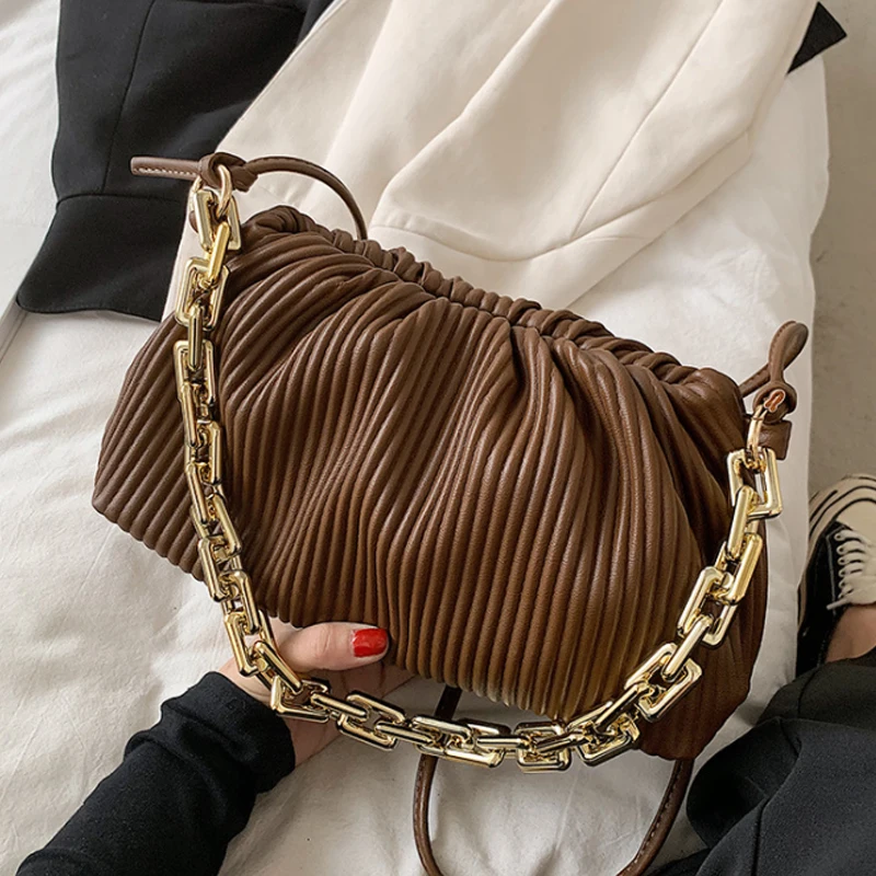 Casual Solid Color Pleated Small Shoulder Bags for Women Luxury Fashion Messenger Bag Women Handbag and Purses
Casual Solid Color Pleated Small Shoulder Bags for Women Luxury Fashion Messenger Bag Women Handbag and Purses