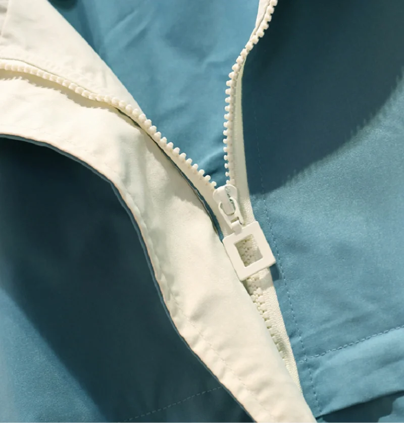 Korea Casual Trench Coat New Fashion Women Long Sleeved Hooded Letter Medium Long Loose Windbreaker Autumn Coats
Korea Casual Trench Coat New Fashion Women Long Sleeved Hooded Letter Medium Long Loose Windbreaker Autumn Coats