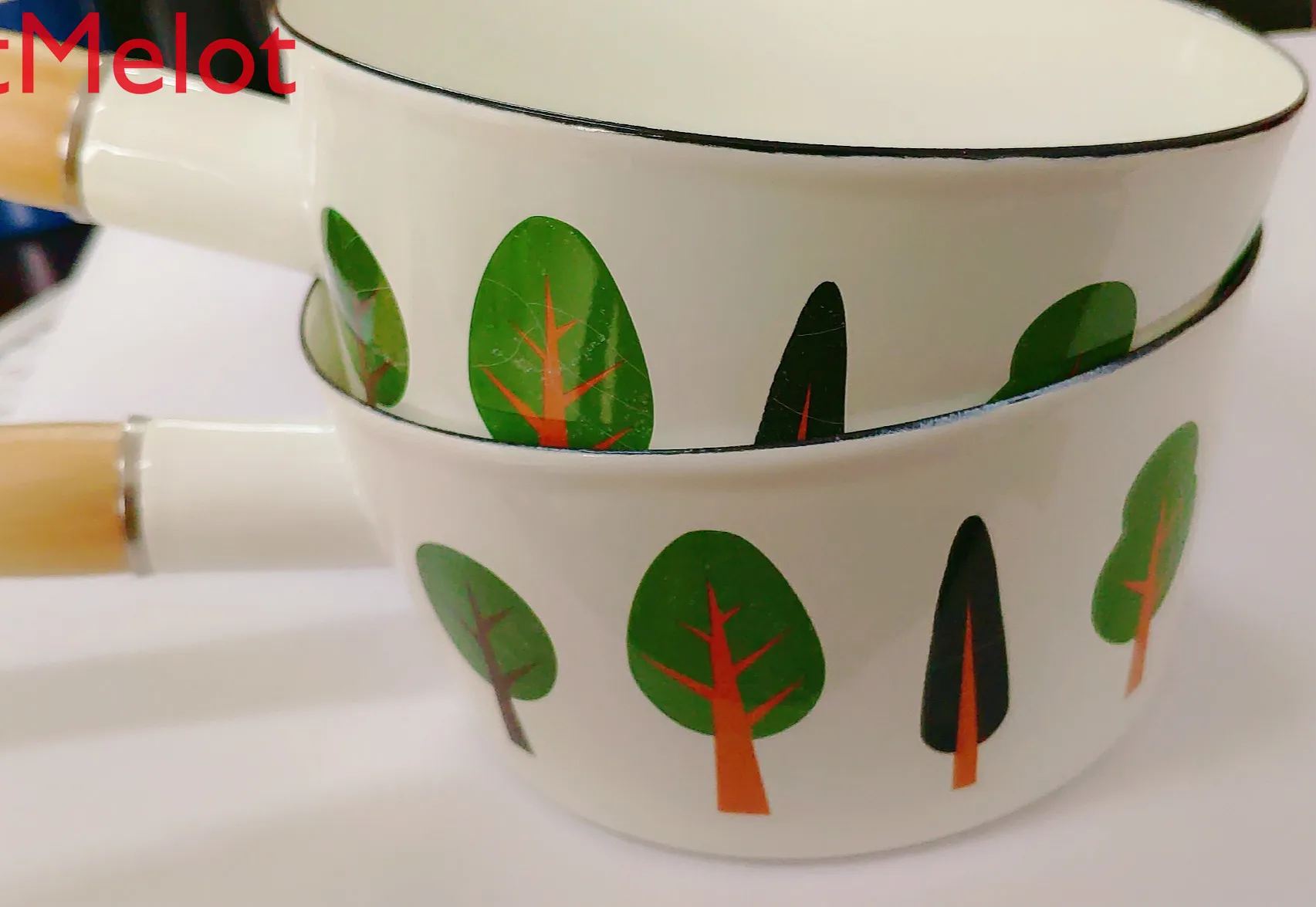 Japanese Enamel Pan Enamel Pot Baby Food Pot Thick Retro Floral Milk Pot ceramic pot cooking Free shipping
Japanese Enamel Pan Enamel Pot Baby Food Pot Thick Retro Floral Milk Pot ceramic pot cooking Free shipping