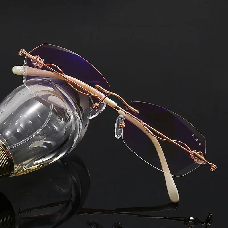 Reading Glasses For Female Rimless Metal Frame Eyewears Ultra Light Fashional Style Anti-Blue Light Lenses
Reading Glasses For Female Rimless Metal Frame Eyewears Ultra Light Fashional Style Anti-Blue Light Lenses