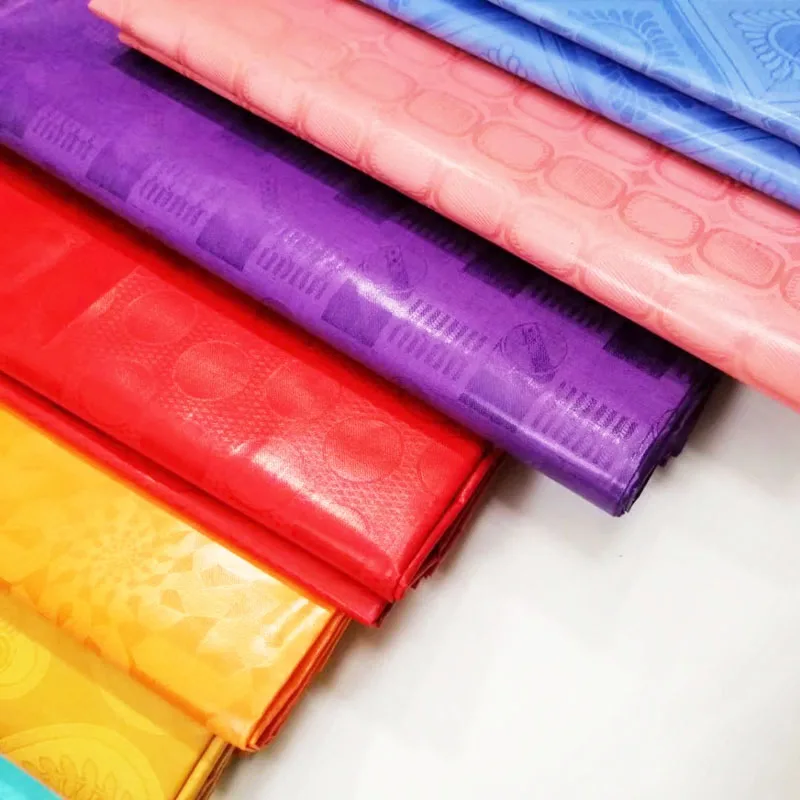 Free shipping Guinea Brocade High Quality Bazin Riche 5Yards/Bag Similar to African Garment Fabric Shadda
Free shipping Guinea Brocade High Quality Bazin Riche 5Yards/Bag Similar to African Garment Fabric Shadda