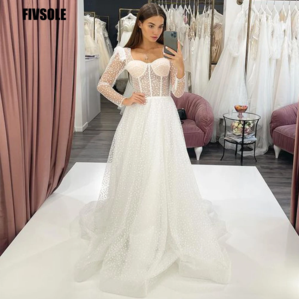 Fivsole 2021 New A Line Long Sleeves Wedding Dress With Dots Sweetheart Corset Sweep Train Bridal Gowns Elegant Robe De Mariage 
Fivsole 2021 New A Line Long Sleeves Wedding Dress With Dots Sweetheart Corset Sweep Train Bridal Gowns Elegant Robe De Mariage