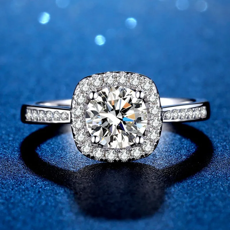 Micro Setting Diamond Engagement Rings for Women 1 Carat Simulated Moissanite 925 Sterling Silver Wedding Rings Luxury Jewelry
Micro Setting Diamond Engagement Rings for Women 1 Carat Simulated Moissanite 925 Sterling Silver Wedding Rings Luxury Jewelry