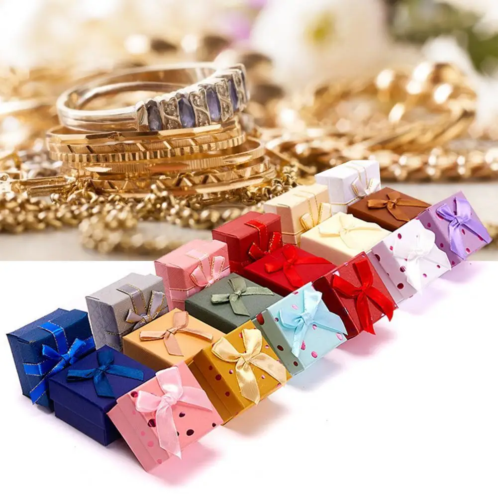 6Pcs Bowknot Design Jewelry Boxes Elegant Display Portable Jewelry Gift Packing Boxes for Earrings
6Pcs Bowknot Design Jewelry Boxes Elegant Display Portable Jewelry Gift Packing Boxes for Earrings