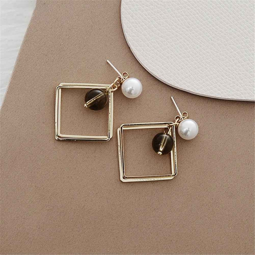 simple Geometric diamond pearl vintage earrings for women Anniversary dangle earring Stone citrine Women jewelry
simple Geometric diamond pearl vintage earrings for women Anniversary dangle earring Stone citrine Women jewelry