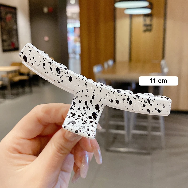 Korea Splash Ink Printing Hair Clip 2021 Spring Summer New Female Shark Clip Claw Hairpin Headgear Women Accessories
Korea Splash Ink Printing Hair Clip 2021 Spring Summer New Female Shark Clip Claw Hairpin Headgear Women Accessories