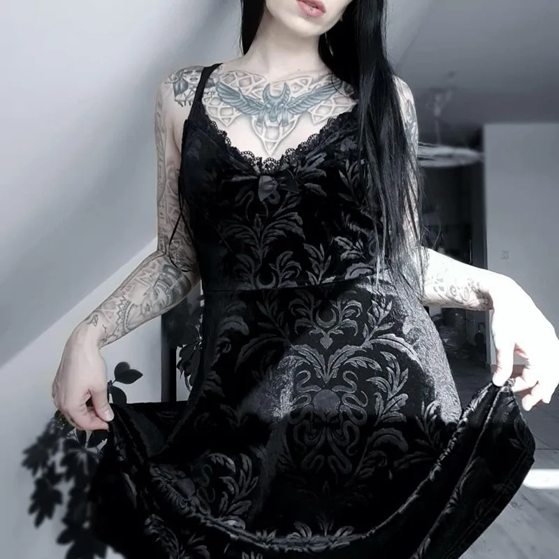 Sexy Spaghetti Straps Black Mini Dress Gothic Harajuku Vintage Print Lace Pleated Dress Summer Sleeveless Party Dress
Sexy Spaghetti Straps Black Mini Dress Gothic Harajuku Vintage Print Lace Pleated Dress Summer Sleeveless Party Dress